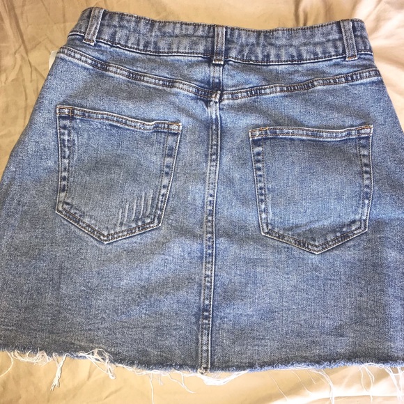 Womens Denim skirt w Custom Embroidery sz8 - Picture 3 of 6